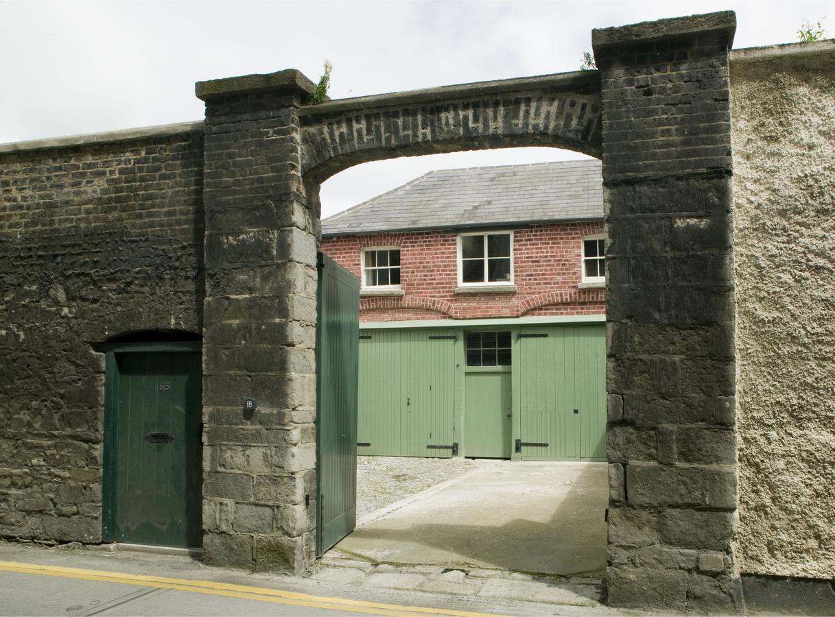 Merrion Mews Dublin Exterior photo